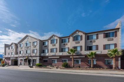 Super 8 by Wyndham San Bruno /SF Intl Arpt West - image 1