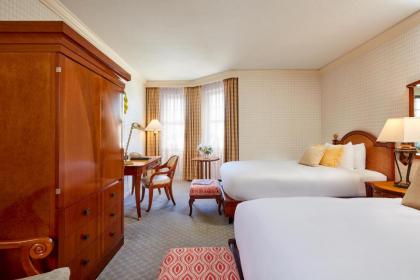 Orchard Hotel - image 5