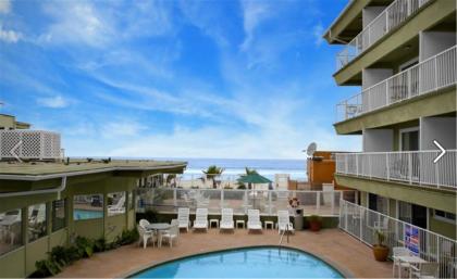 Surfer Beach Hotel San Diego California