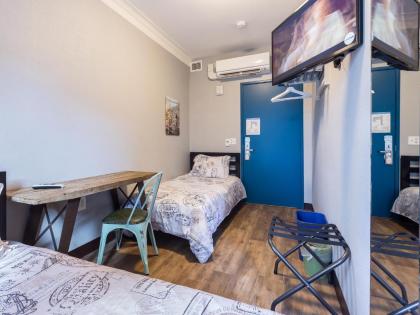 HI Los Angeles - Santa Monica Hostel - image 4