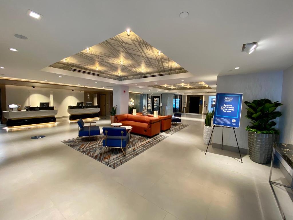 DoubleTree by Hilton San Francisco South Airport Blvd - main image