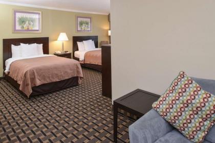 Quality Inn & Suites Montebello - Los Angeles - image 5