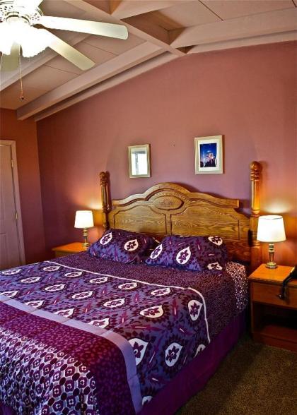 Harmony Motel - image 4