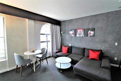 O Hotel - image 3