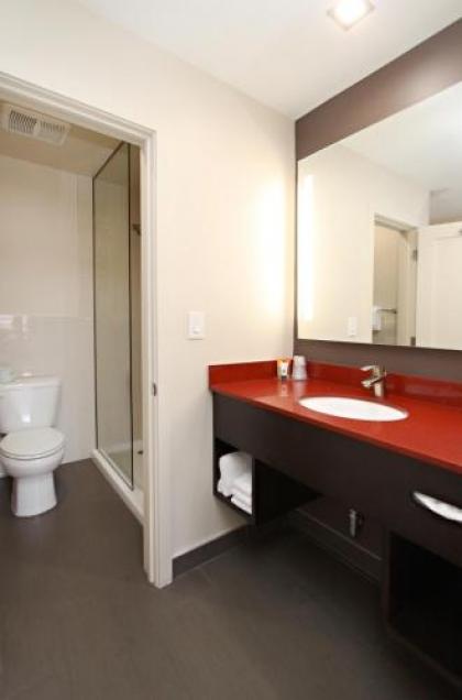 Best Western Plus Dragon Gate Inn - image 4