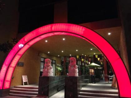Best Western Plus Dragon Gate Inn - image 5