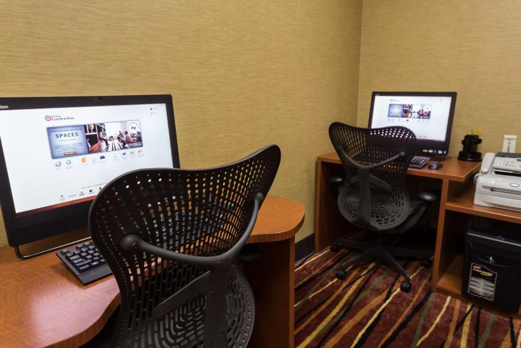 Hilton Garden Inn San Mateo - image 2