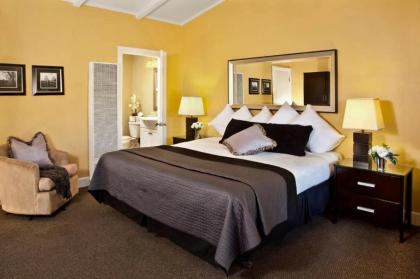 Monterey Peninsula Inn - image 3