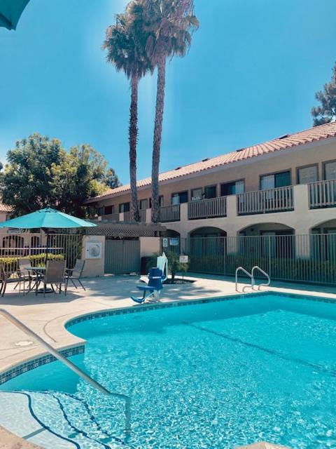 Good Nite Inn Camarillo - image 4
