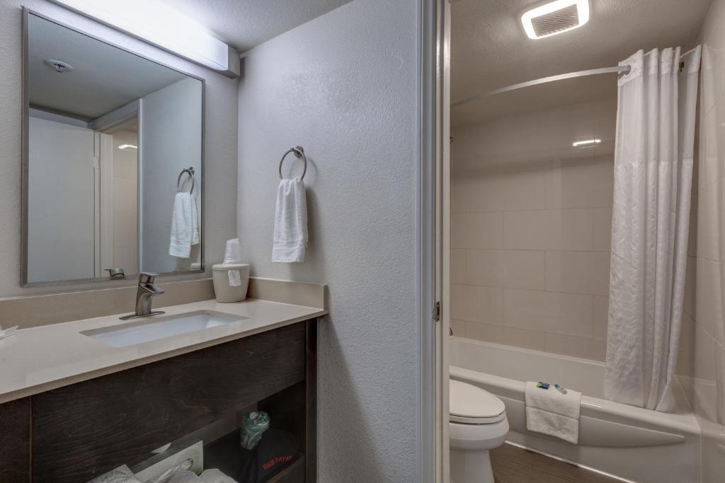 Motel 6 - San Diego CA – near Sea World - image 3