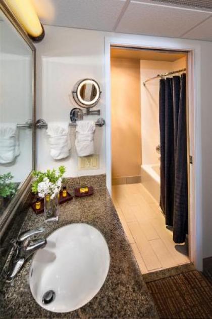 Best Western Plus Garden Court Inn - image 5