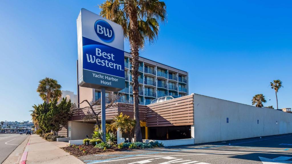 Best Western Yacht Harbor Hotel - main image