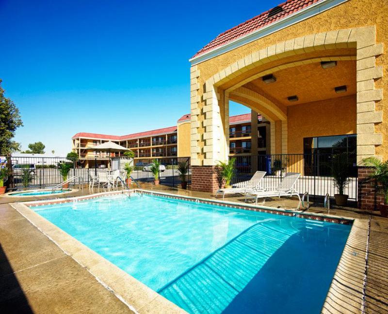 SureStay Hotel by Best Western Buena Park Anaheim - image 2