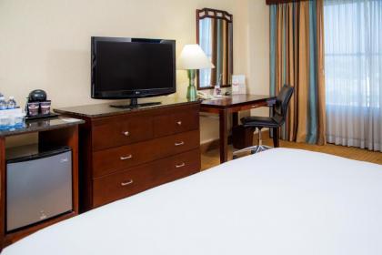DoubleTree by Hilton Modesto - image 5