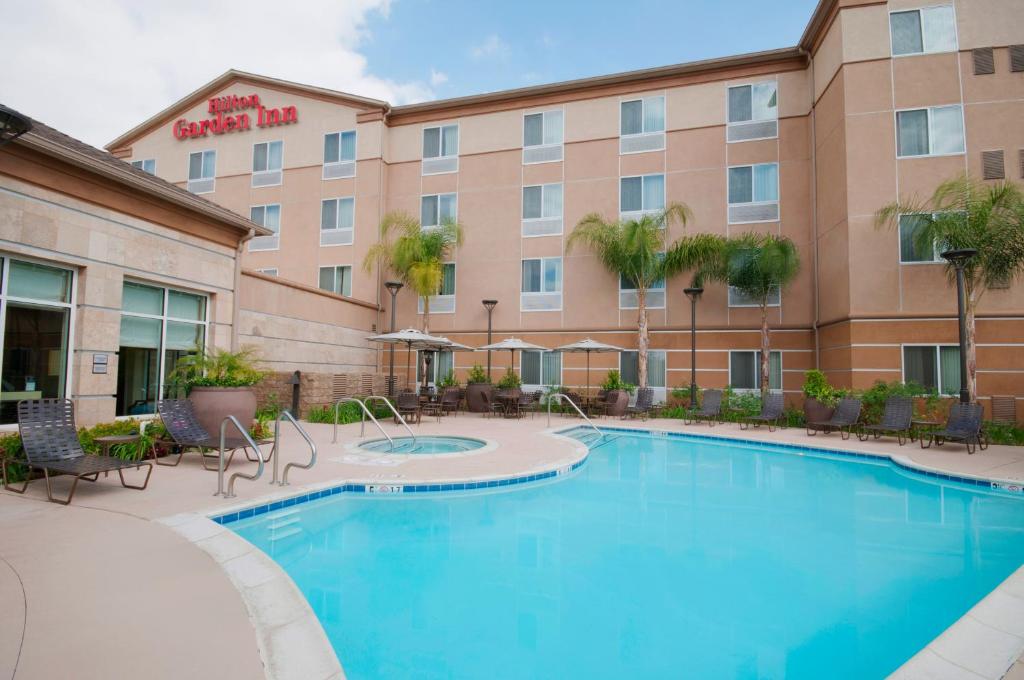 Hilton Garden Inn San Bernardino - main image