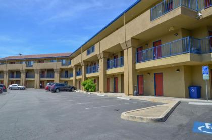 Ocean Pacific Lodge - image 2