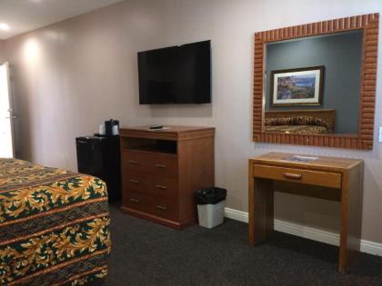 Dunes Inn - Wilshire - image 3