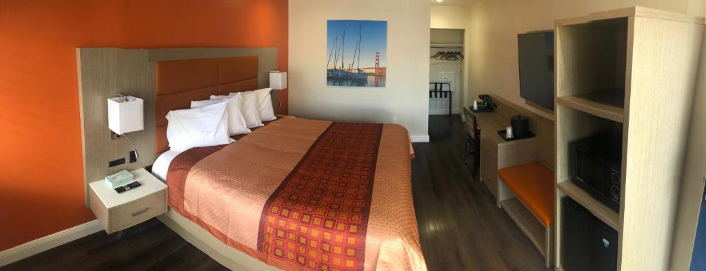 Presidio Parkway Inn - main image