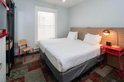 Minna Hotel - image 5