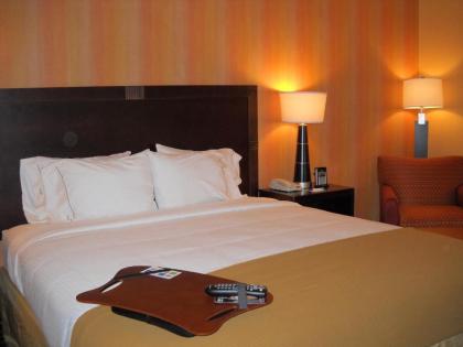 Holiday Inn Express Sacramento Cal Expo an IHG Hotel - image 2