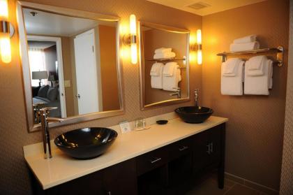Crowne Plaza Sacramento Northeast an IHG Hotel - image 2