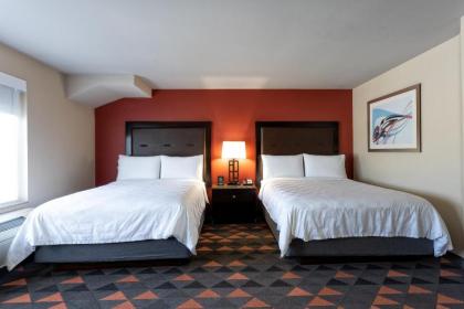 Holiday Inn Oceanside Marina Camp Pendleton an IHG Hotel - image 2