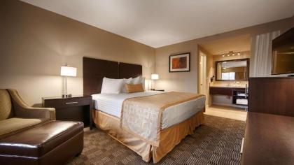 Best Western Pasadena Royale Inn & Suites - image 2