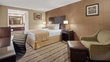 Best Western Pasadena Royale Inn & Suites - image 5