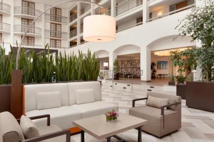 Embassy Suites San Luis Obispo - image 3