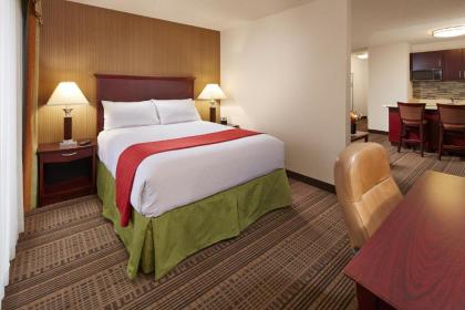 Holiday Inn Hotel & Suites Santa Maria an IHG Hotel - image 3