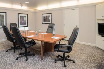 Holiday Inn Express Hotel & Suites Arcata/Eureka-Airport Area an IHG Hotel - image 5