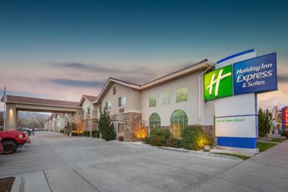 Holiday Inn Express Hotel  Suites Bishop an IHG Hotel