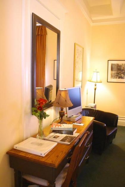 Andrews Hotel - image 4