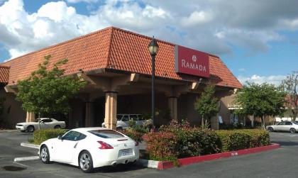 Ramada By Wyndham Fresno North