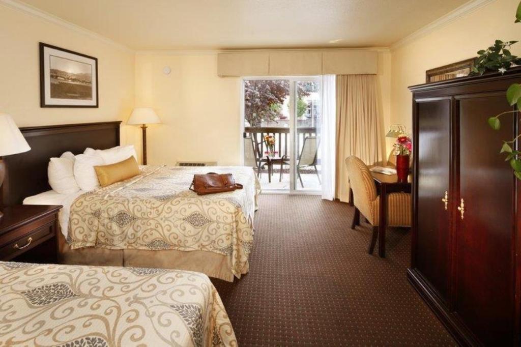 Best Western Danville Sycamore Inn - image 2