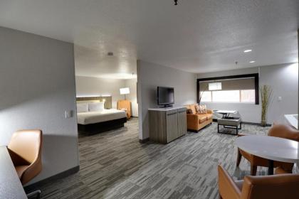 modesto Hotel California