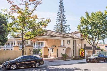 Super 8 By Wyndham Mountain View Tripadvisor