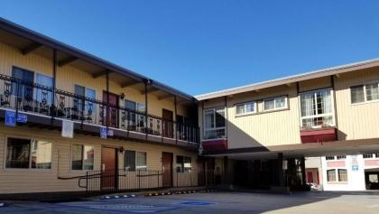 Pacific Heights Inn - image 4