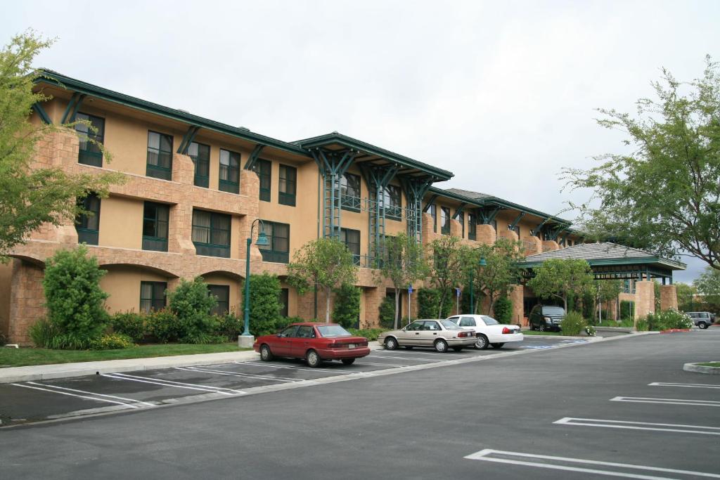 Hampton Inn & Suites Agoura Hills - main image
