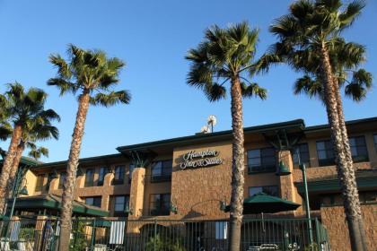 Hampton Inn & Suites Agoura Hills - image 3