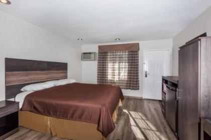 Travelodge by Wyndham Rosemead - image 2