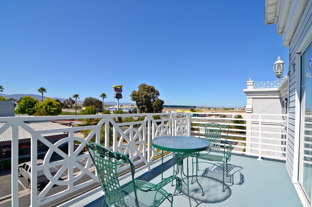 Best Western Salinas Monterey - image 2
