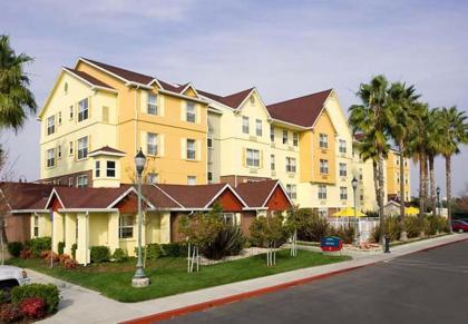 TownePlace Suites Newark Silicon Valley - image 3