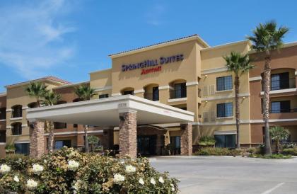SpringHill Suites by Marriott Madera - image 2