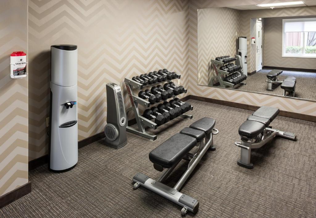 Fairfield Inn by Marriott Santa Clarita Valencia - image 2