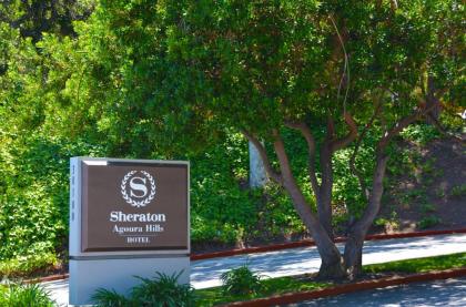 Sheraton Agoura Hills Hotel - image 4