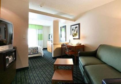 Fairfield Inn & Suites Oakland Hayward - image 5