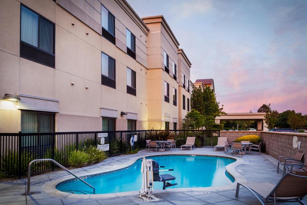 SpringHill Suites by Marriott Modesto - main image