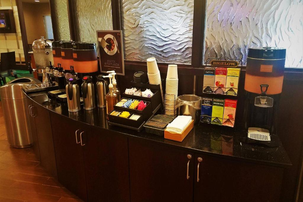 SpringHill Suites by Marriott Modesto - image 5