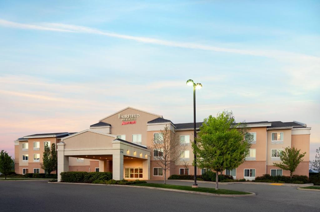 Fairfield Inn & Suites Redding - main image